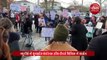 VIDEO: न्यूयॉर्क में आवश्यक रूप से कोरोना जांच कराने के खिलाफ शिक्षकों का प्रदर्शन