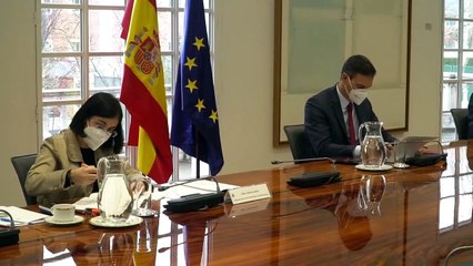 PSOE y Podemos caen en el CIS y son superados por la suma de PP, Vox y Cs