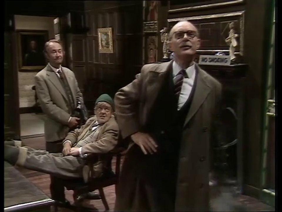 Last Of The Summer Wine S1/E4  "Paté and Chips"   Bill Owen • Michael Bates • Peter Sallis