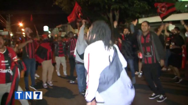 td7-aficionados-manudos-se-tiraron-a-la-calle-211220