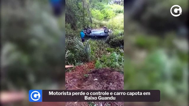 Motorista perde o controle e carro capota em Baixo Guandu