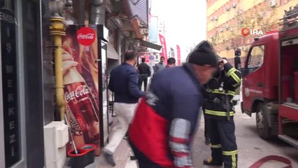 İş merkezinde yangın paniği