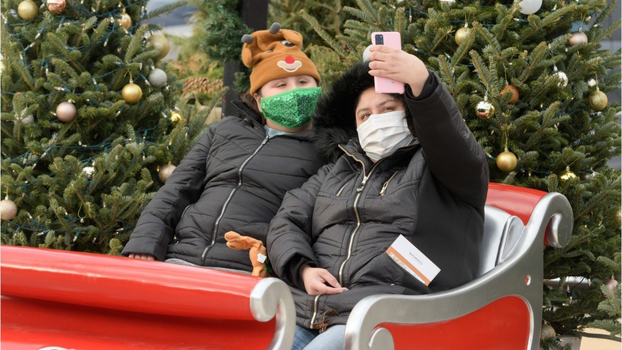 Amazon, Target, And Walmart Extend Options For Last-Minute Shoppers