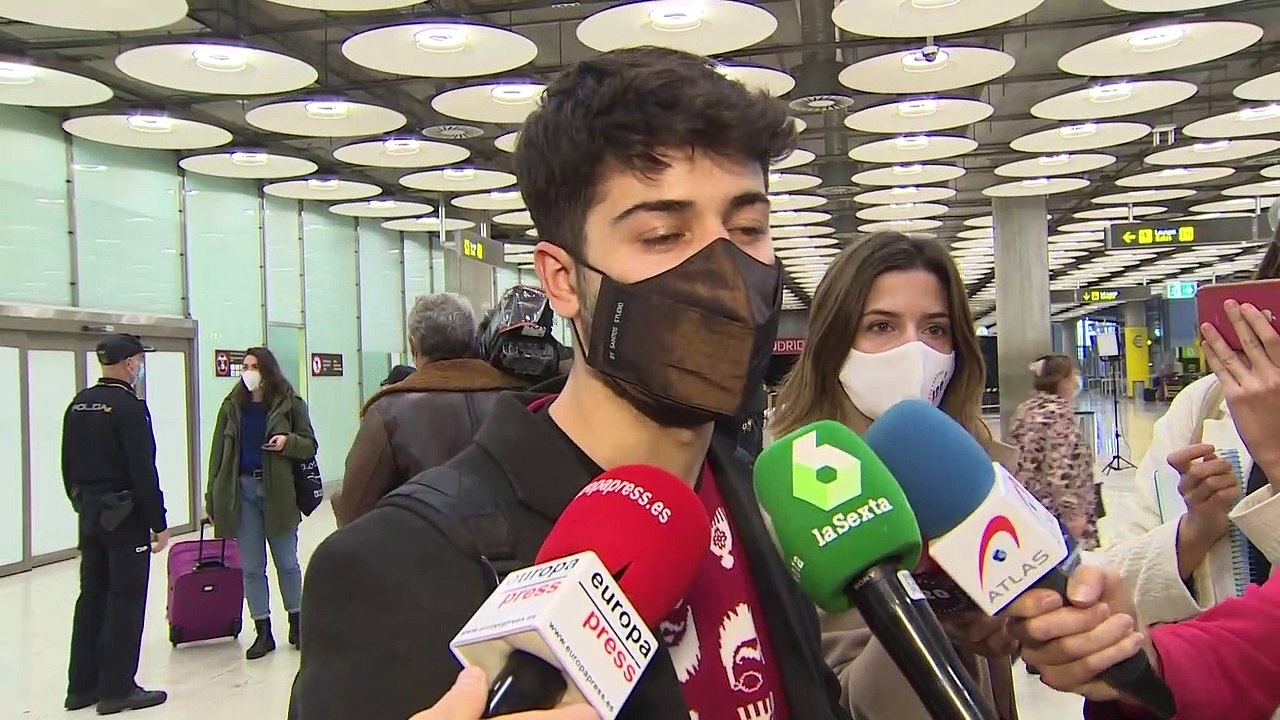 Aeropuerto de Madrid recibe pasajeros procedentes de Reino Unido