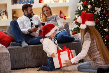 5 Easy Ways to Make This Family Christmas One the Kids Will Cherish