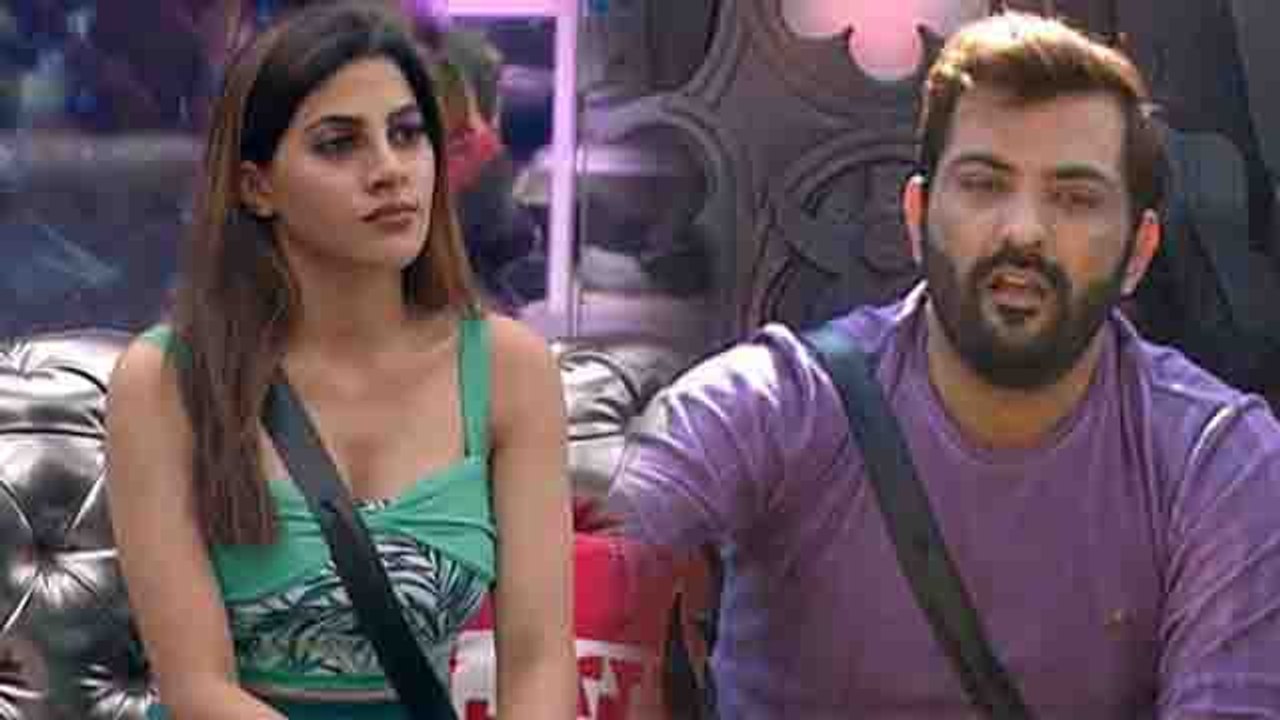 Bigg Boss 14: Manu Punjabi ने Arshi Khan और Rakhi के सामने Nikki Tamboli को किया Expose! | FilmiBeat