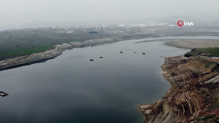 Baraj suları çekildi tarihi köprü ortaya çıktı