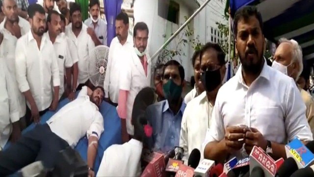 Minister Anil Kumar Yadav Participated In Blood Donation Camp