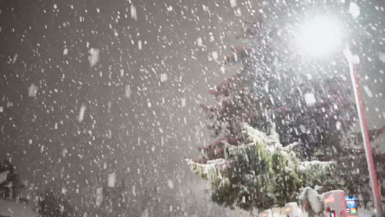 Heavy rain and snow snarls traffic