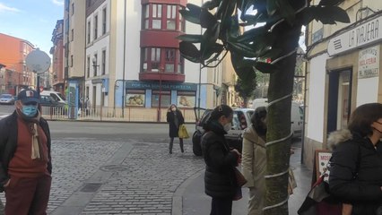 Ambiente en la Administración de Villaviciosa agraciada con el cuarto premio