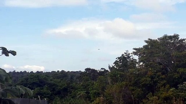 Embraer 195 PR-AUF na aproximação final antes de pousar em Manaus vindo de Tefé