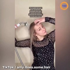 Cette coiffeuse montre comment bien laver ses cheveux !