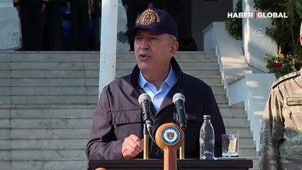 Akar ve TSK'nın komuta kademesi, Aksaz Deniz Üs Komutanlığı'nda "Kaplan Pençesi 2020 Tatbikatı"nı takip etti.