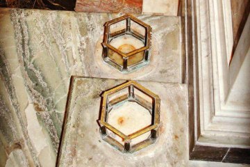 Manifestaciones y Confirmaciones de los Milagros Eucarísticos