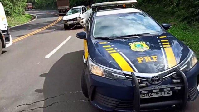 PRF apreende quase 1 tonelada de maconha em caminhonete roubada no Paraná; Assista