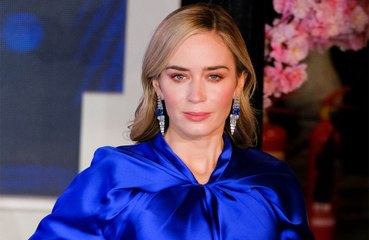 Emily Blunt admite a Jamie Dornan que nunca assistiu a ‘Cinquenta Tons de Cinza’
