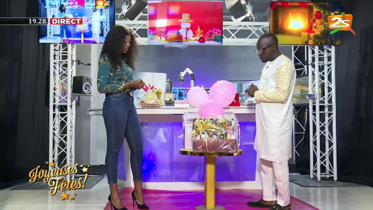 JOYEUSES FETES AVEC MAME BALLA ET TATIRA