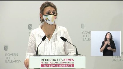 Díaz dice que "nadie habla de congelar el SMI"