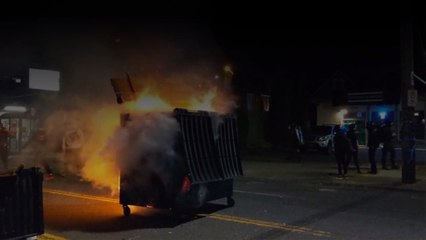 This Dumpster Fire Cookie Cutter Is the Perfect Way to Close Out 2020