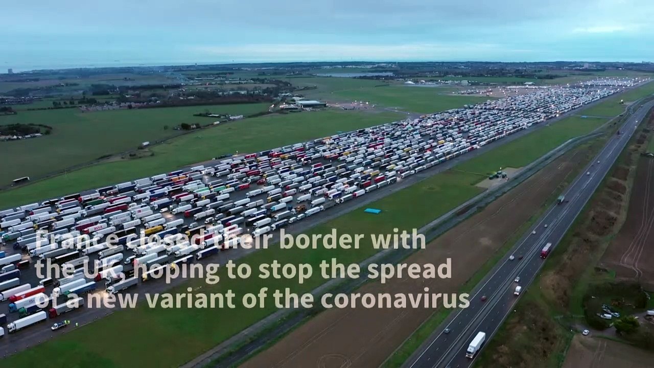 Stranded lorries in Kent stage horn protest