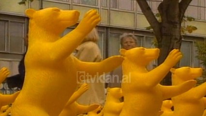 Bota, Gjermani arushet ne rruge, Japoni muzeu i paraziteve - (17 Tetor 2000)