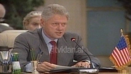 Samiti i Egjiptit, arrihet marreveshja mes Izraelit dhe Palestines - (17 Tetor 2000)
