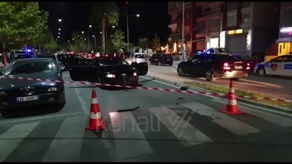 Video herunterladen: 5 TË RINJ NË PRANGA, TRE NË KËRKIM PËR VRASJEN NË DURRËS - News, Lajme - Kanali 7