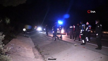 Kısıtlamada sokağa çıktılar, polisin 'dur' ihtarına uymayınca kaza yaptılar