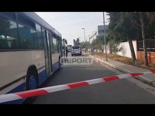 Скачать видео: Durrës, vrau me thikë në zemër 33-vjeçarin pas konfliktit për zënien e rrugës,arrestohet Arbër Kotaj