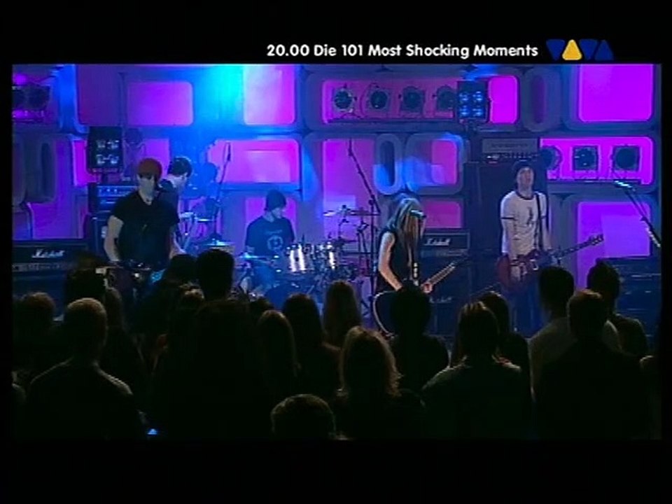 Avril Lavigne - He Wasn't (Live @ VIVA Interaktiv 2004) (2004/04/30) HQ
