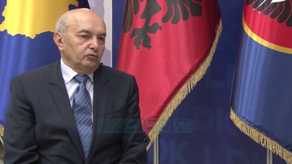 Isa Mustafa mbron Ujmanin - News, Lajme - Vizion Plus