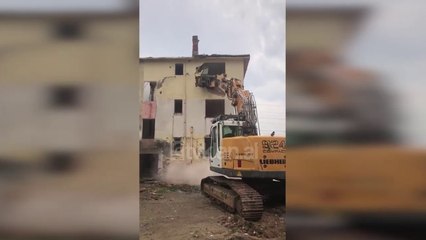 Prishen 12 pallate banimi ne Valias