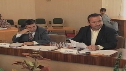 KQZ kundershton riperseritjen e votimeve në Himare - (19 Tetor 2000)