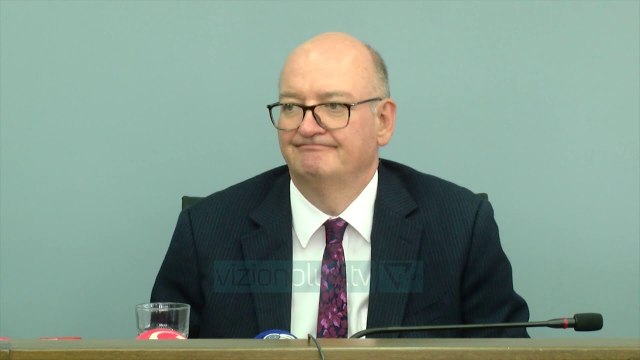Ambasadori britanik: Të gjendet konsensusi për reformën zgjedhore - News, Lajme - Vizion Plus
