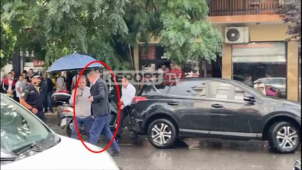 Report TV -Drejtori i krimeve Tonin Vocaj mbërrin në Elbasan