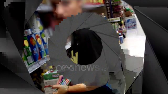 Ora News - “Boom” vëzhgim në supermarketet e Tiranës/ Ja si injorohen masat anti-Covid