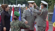 Report TV - Ministrja e Mbrojtjes Olta Xhaçka ne ceremoninë e 55-vjetorit të Batalionit të Mbrojtjes