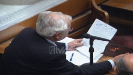 Kriteret qe duhen plotesuar per te qene sekretar i nje deputeti (25 Tetor 2000)