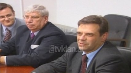 Presidenti jugasllav Koshtunica, vizite ne Malin e  Zi - (23 Tetor 2000)