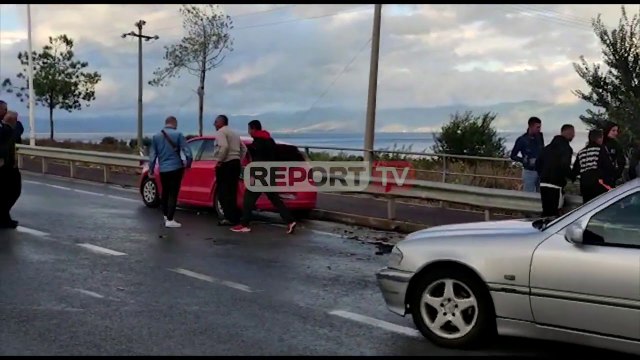 Report TV -Aksident në aksin Pogradec-Lin, përplasen 3 automjete, nuk ka të plagosur