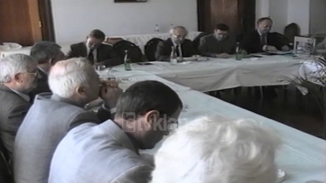 Fondacioni gjerman Fridrih Eber seminar per luftën kundër korrupsionit - (28 Tetor 2000)