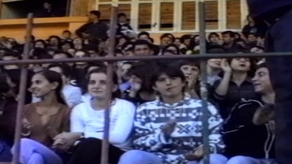 "Te gjithe ne ndihme te Altin Rrices", koncerti i bamiresise per ish-futbollistin  (25 Tetor 2000)