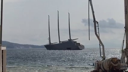 Ora News - Superjahti luksoz i miliarderit rus rikthehet në Sarandë