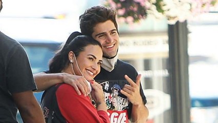 Top News - Ndahet Demi Lovato/ Selena Gomez, ‘molla e sherrit’