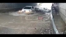 Report TV -Përmbytet nënkalimi në Fushë Mamurras, automjetet detyrohen të përshkojnë rrugë dytësore