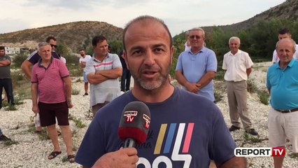 Report TV -Në kërkim të ujit në lumin Kalasë, potestojnë banorët e zonës së Rrëzomës në Delvinë
