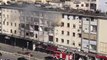 Report TV - Përfshihet nga flakët aparatamenti te një pallat pranë stacionit të trenit në Durrës