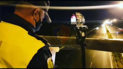 Top News - Me shpejtësi 197 km-h/ Pranga 7 shoferëve, hiqen 22 patenta
