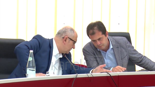 TË HËNËN NIS SHQYRTIMI I 4 DRAFTEVE TË REFORMËS ZGJEDHORE - News, Lajme - Kanali 7