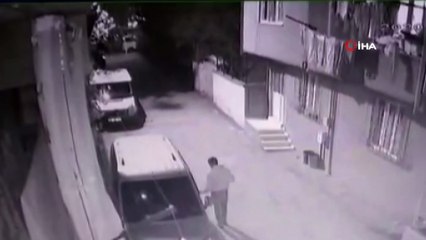 - Hırsızın başına gökten sopa yağdı